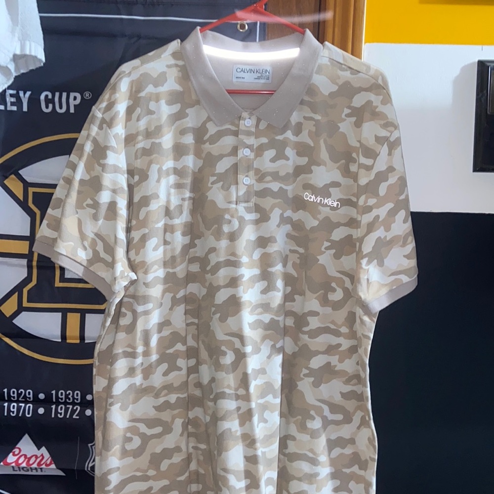Calvin Klein men’s 2xl polo short sleeve button up